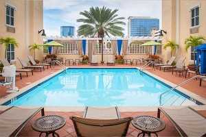 Hampton Inn & Suites | St. Petersburg